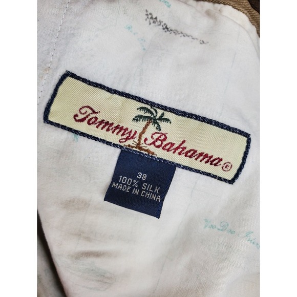 Tommy Bahama Pure Silk Pleated Shorts Mens 38 Brown Casual Vacation (37x8) - Picture 2 of 10